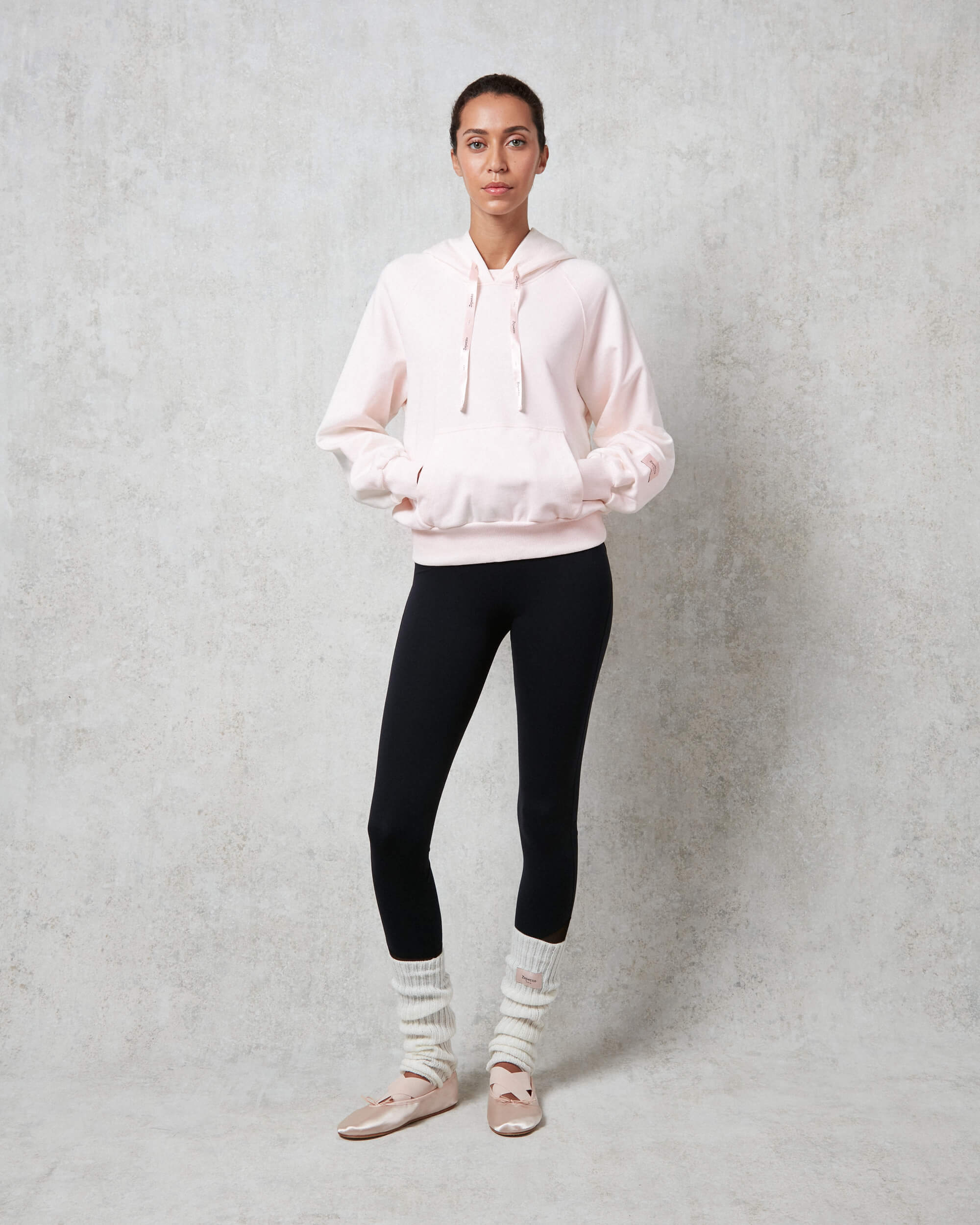 Sweatshirt capuche en tulle